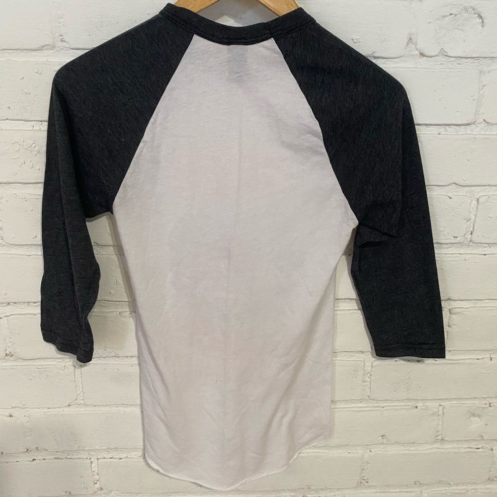 Retro OBEY Brand Designer Wolf Raglan T-shirt - Picture 5 of 6